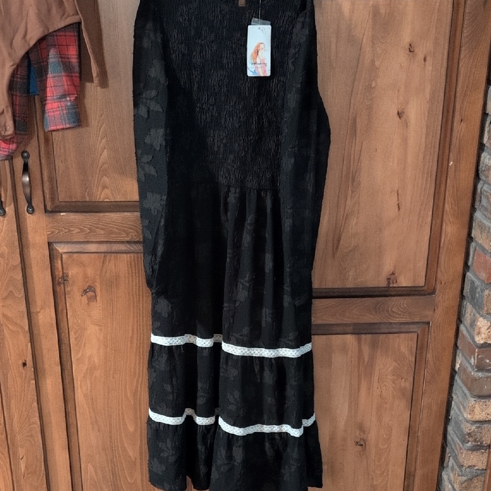 Elegant Black Dress